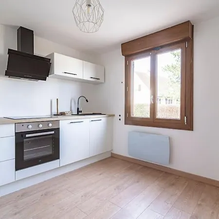 Prázdninový dům Malibu, Chaleureuse Maison Unchair