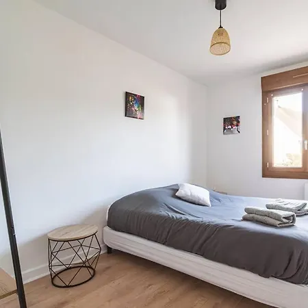 Malibu, Chaleureuse Maison Unchair